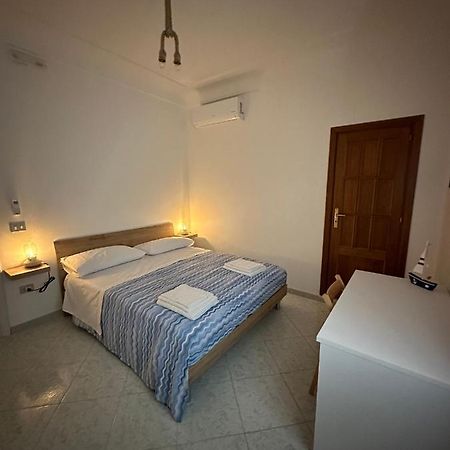 Il Nodo Bed and Breakfast Sorrento Exteriör bild